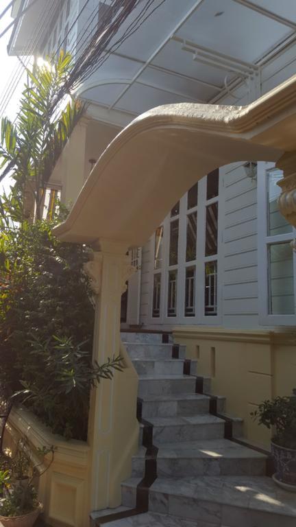 Villa Mungkala Bangkok Luaran gambar